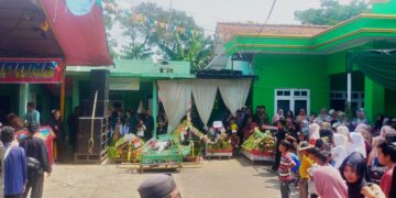 ‎Selamatan Bumi 2026 Desa Bendungan, Warga Tampilkan 7 Dongdang Hasil Bumi‎