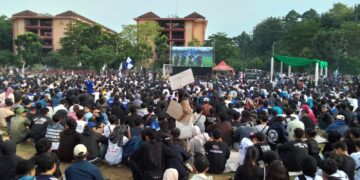 ‎Junsam Fasilitasi Nobar Akbar Persib di Stadion Mini Cileungsi, Ribuan Bobotoh Padati Lokasi‎