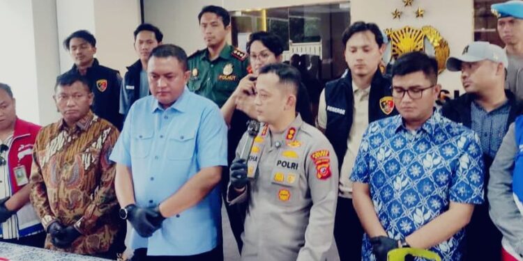 Raup Rp796 Juta, Empat Pelaku Tambang Emas Ilegal di Bogor Ditangkap Polisi