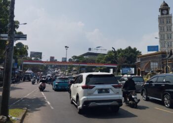 Libur Kenaikan Isa Al Masih, 10 Ribu Kendaraan Padati Jalur Puncak