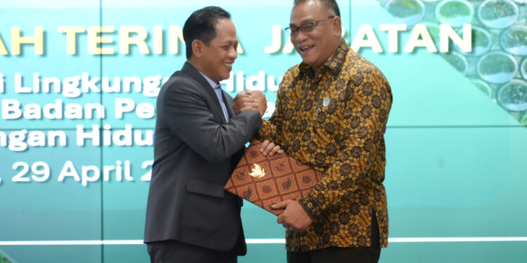 Estafet Kepemimpinan KLH/BPLH Berlanjut, Menteri Jumhur Fokus Perkuat Etika Lingkungan dan Investasi Berkelanjutan