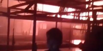 ‎Diduga Korsleting Listrik, Tiga Kios di Pasar Tohaga Parung Ludes Terbakar‎