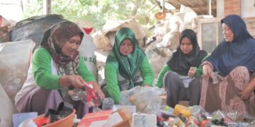 ‎Kolaborasi Solusi Bangun Indonesia dan Bank Sampah Dorong Ekonomi Sirkular di Masyarakat‎