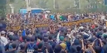 Ribuan Mahasiswa Gelar Aksi di Bundaran HI, Suarakan Lima Tuntutan kepada Pemerintah
