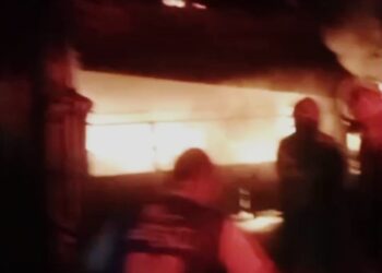 Diduga Korsleting Listrik, Rumah di Griya Anggraini Citeureup Ludes Terbakar
