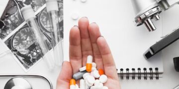 Dolar Naik, Kemenkes Naikan Harga Obat 20 Persen