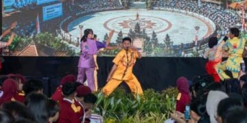 Open House Sekolah Rakyat Manado Tampilkan Bakat Siswa, Gus Ipul Apresiasi Kepercayaan Diri Peserta Didik