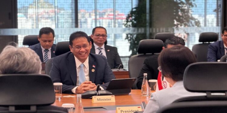 AIIB Komit Danai Proyek Pembangunan Indonesia Senilai US$17 Miliar