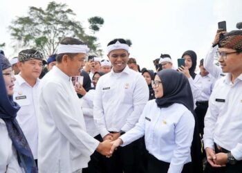 720 ASN Pemprov Jabar Resmi Dilantik, Dedi Mulyadi Tegaskan Era Baru Birokrasi yang Turun ke Masyarakat