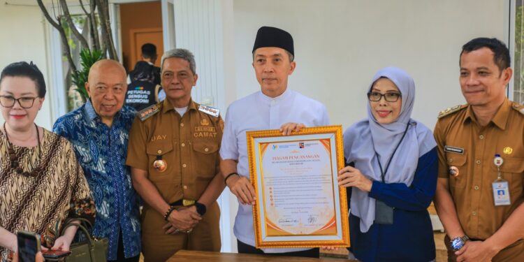 Sensus Ekonomi 2026 Dimulai, Wali Kota Bogor Jadi Responden Perdana BPS