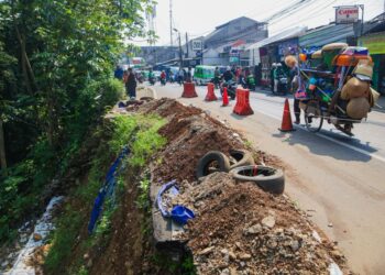 Pemprov Jabar Mulai Perbaiki DPT Longsor di Jalan Kebon Pedes Bogor, Ditargetkan Rampung 150 Hari