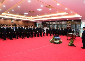 Wamen ESDM Lantik Pejabat Administrator dan Pengawas, Tekankan Integritas serta Pelayanan Publik Berkualitas