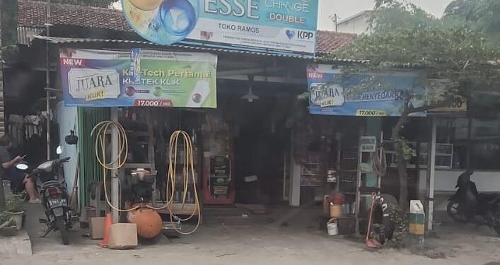 Jual Miras? Warung dan Jasa Tambal Ban di Limusnunggal Dikeluhkan Warga