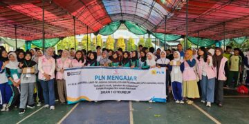 PLN Gunung Putri Hadir di SMAN 1 Citeureup, Edukasi Generasi Muda tentang Ekosistem EV hingga Keselamatan Kelistrikan
