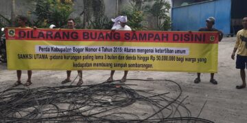 Diskominfo dan Camat Gunung Putri Desak Provider Rapikan Kabel Fiber Optik yang Semrawut