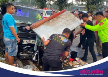 Tabrak Pesepeda dan Pedagang, Pengendara Pick Up yang Belajar Diamankan Polisi