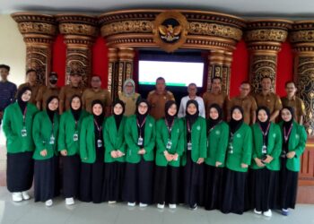 Mahasiswa IIQ Jakarta Gelar KKL Bertema Ekoteologi Al-Qur’an di Desa Nagrak