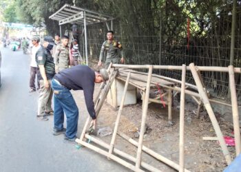 Satpol PP Cileungsi Tertibkan Puluhan Bangunan Liar di Jalur Mampir–Gandoang