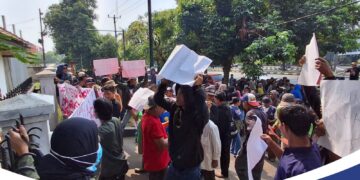 Gruduk ATR/BPN, Warga Desa Pasir Jaya Tuntut Pengukuran Ulang Lahan Sengketa