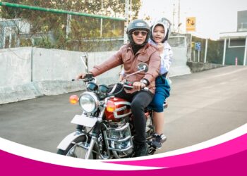 Hari Pertama Masuk Sekolah, Wakil Wali Kota Bogor Antar Putrinya ke Sekolah Dukung Gerakan Ayah Mengantar Anak