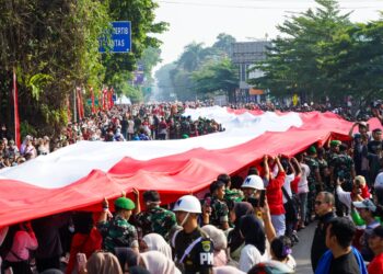 FMP ke-11, Kirab Bendera Sepanjang 500 Meter