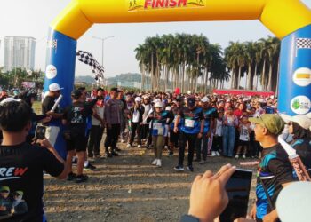 ‎Bukan Sekadar Jalan Sehat, 2.418 Warga Ramaikan Citaringgul Fun Walk 2026