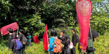 ‎45 Generasi Muda Melalui Forest Youthverse Bio-Discovery Telusuri Data Deficient Keanekaragaman Hayati di Hutan Penelitian Dramaga
