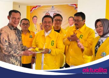 DPD Golkar Kabupaten Bogor Santuni Anak Yatim dan Lansia di HUT Bahlil dan Jaro Ade