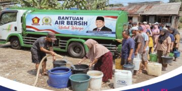 Warga Pasir Mukti Kesulitan Air Bersih, Ipeck Turun Tangan Salurkan 3 Mobil Tangki